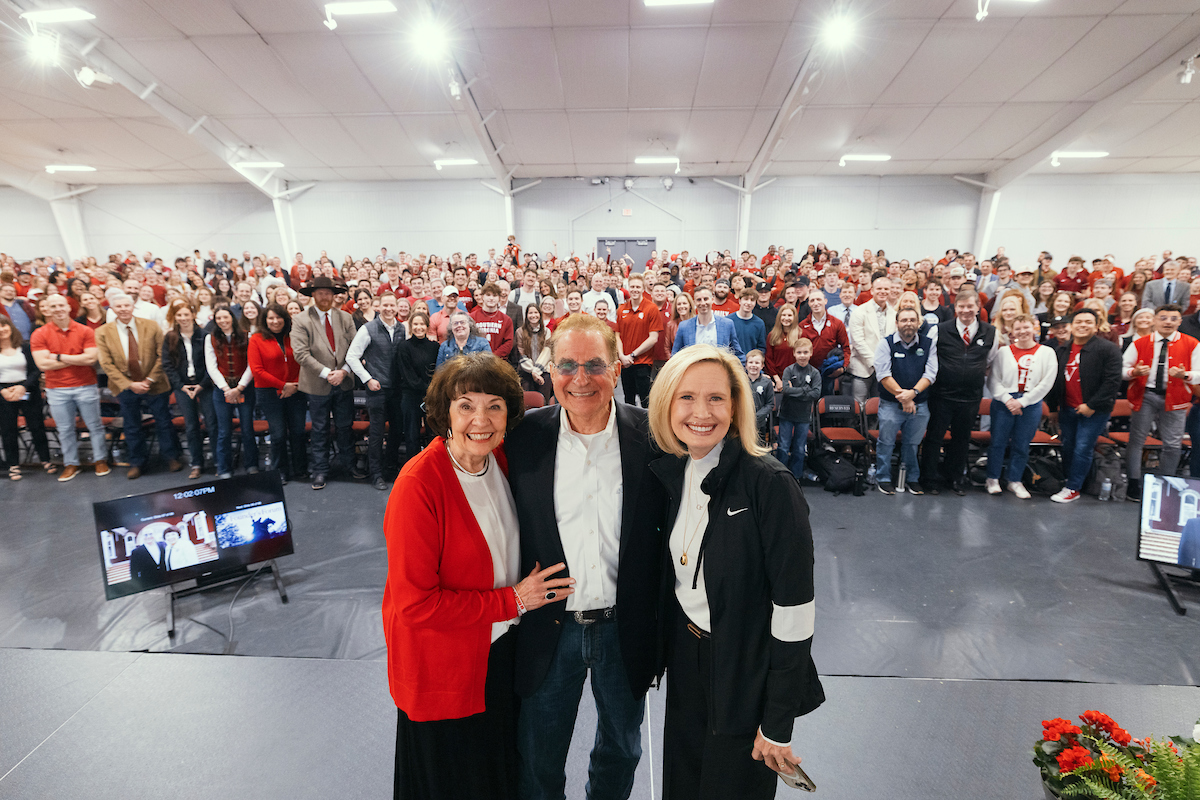 Kathleen and Glade Knight with President Cordon and the SVU student body.